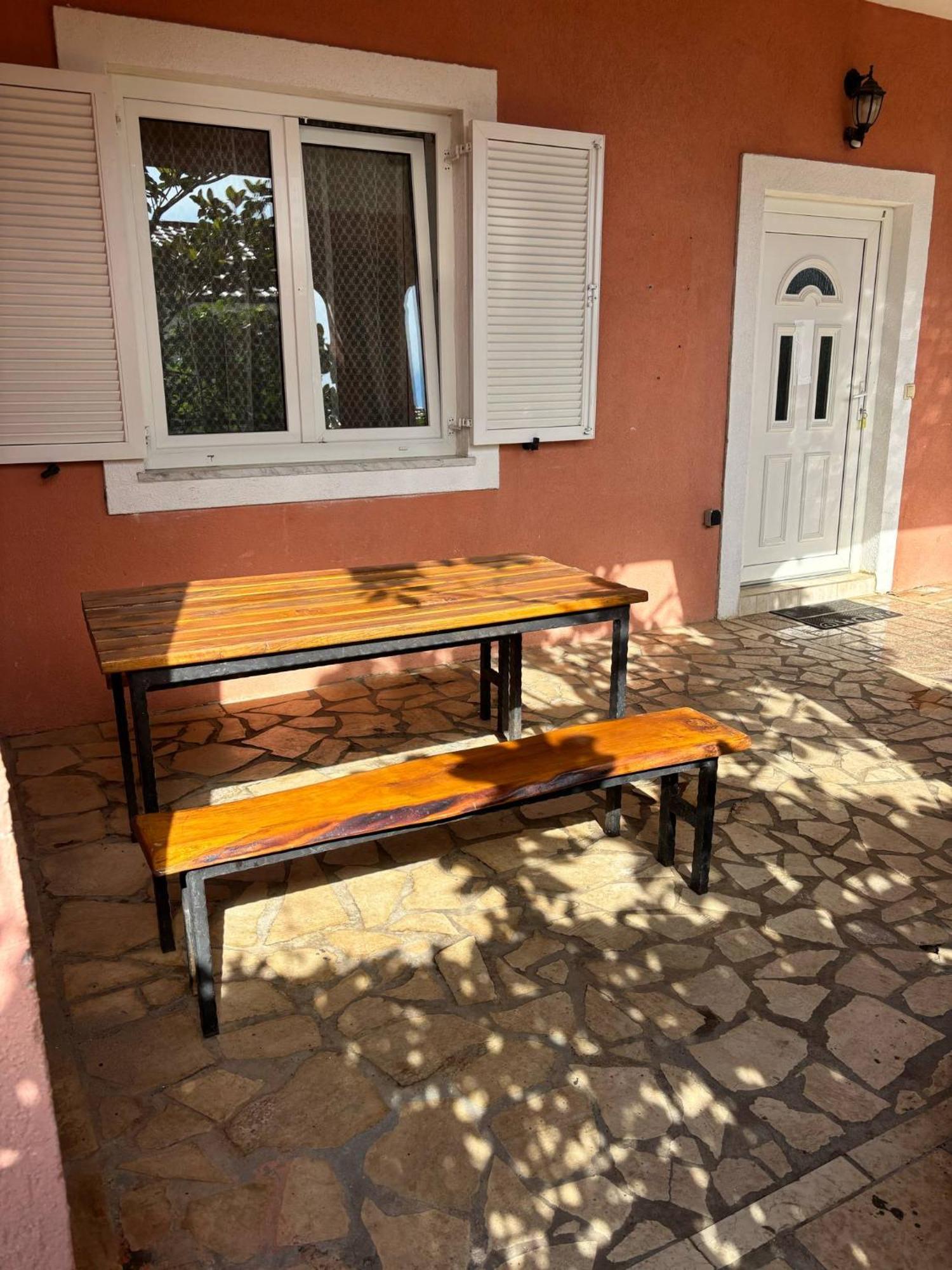 Apartments & Room Madi Сен Екстериор снимка