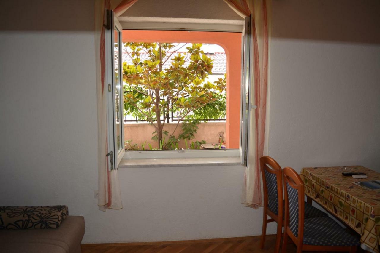 Apartments & Room Madi Сен Екстериор снимка